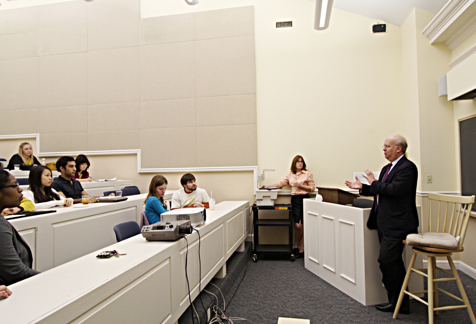 Rove greets students Rove greets students