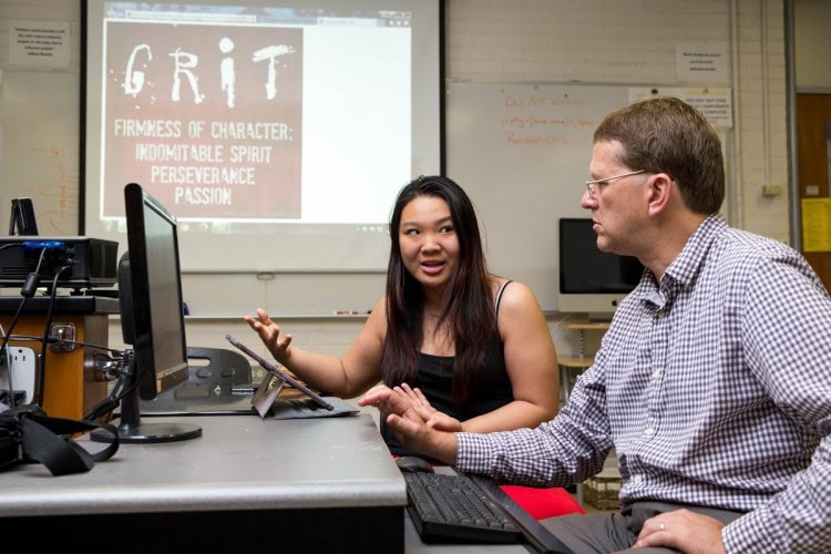 Zhe Chen '17 and physics professor Peter Sheldon discuss their research on the SUPER program.