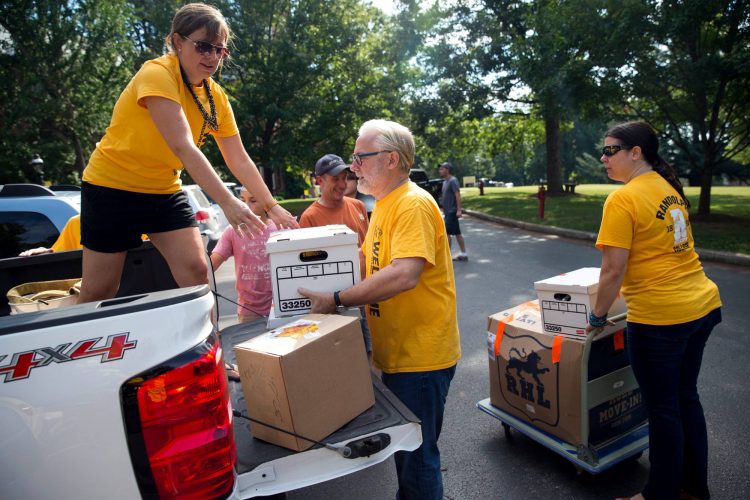 Move-in day at Randolph College