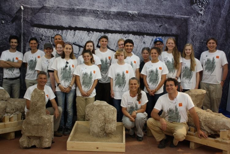 Archaeological Conservation Institute students from Randolph worked with Roberto Nardi and students from other institutions on the project in 2015.