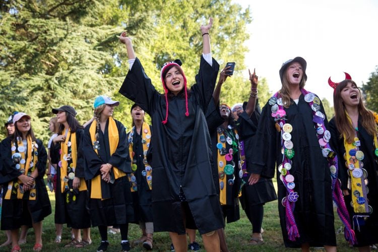 Seniors sing after the 2016 Convocation ceremony