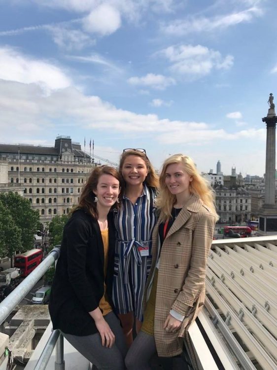 Megan Guzik ’19, Alex Wieczorek, and Elisabeth Ayars ’19 on the roof of the National Gallery, London