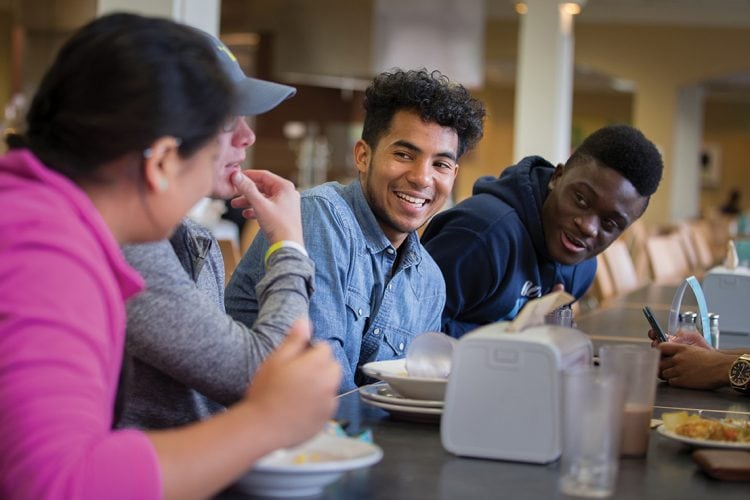 Barun Tamang ‘21 has lunch with friends in Cheatham Dining Hall