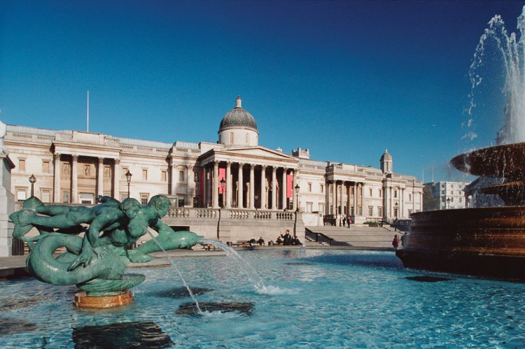 Exterior shot of the fountain and entrance to the National Gallery, London