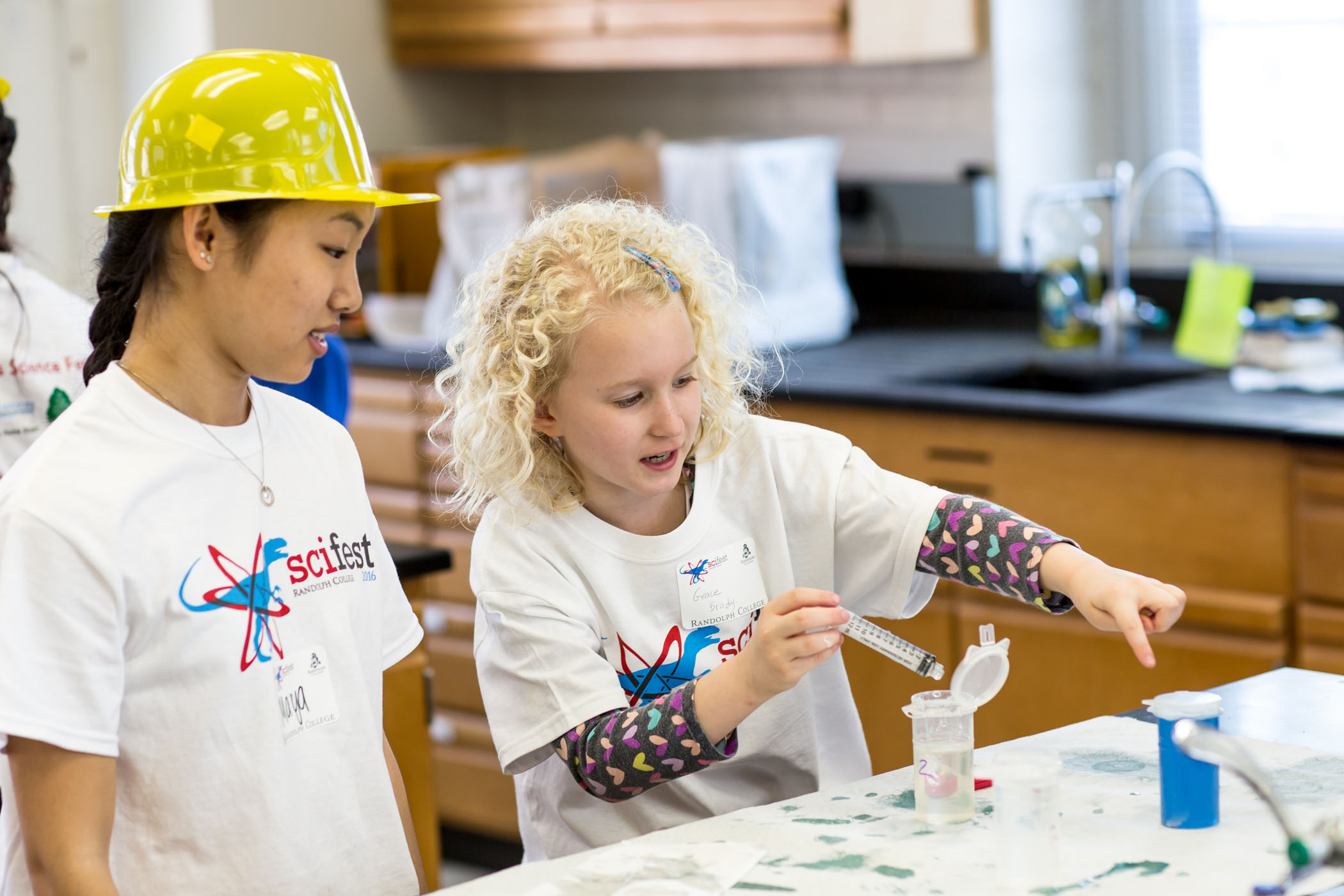 randolph-college-scifest-girls-love-science.jpg