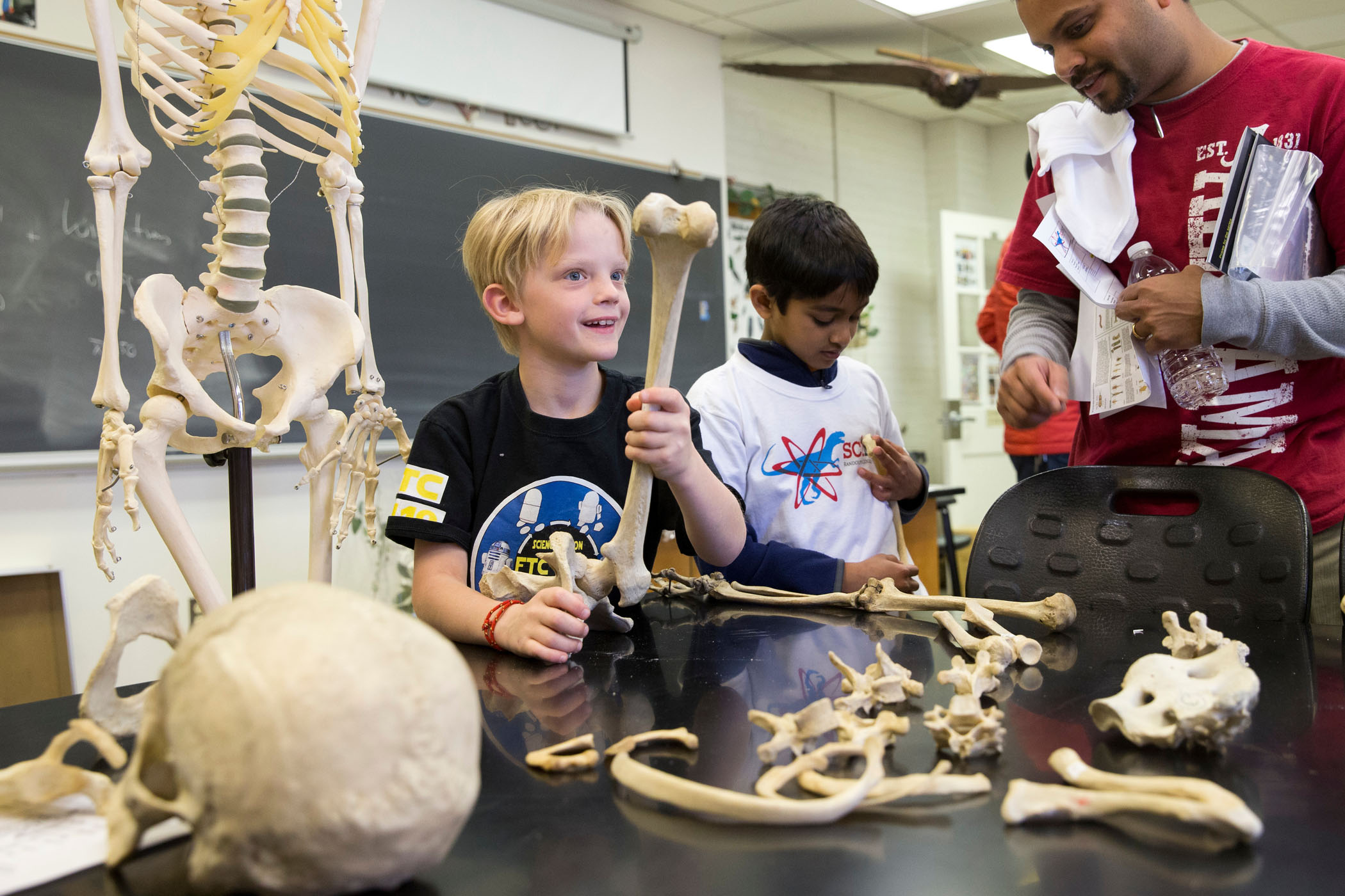 randolph-college-scifest-this-femur-is-not-humerus.jpg