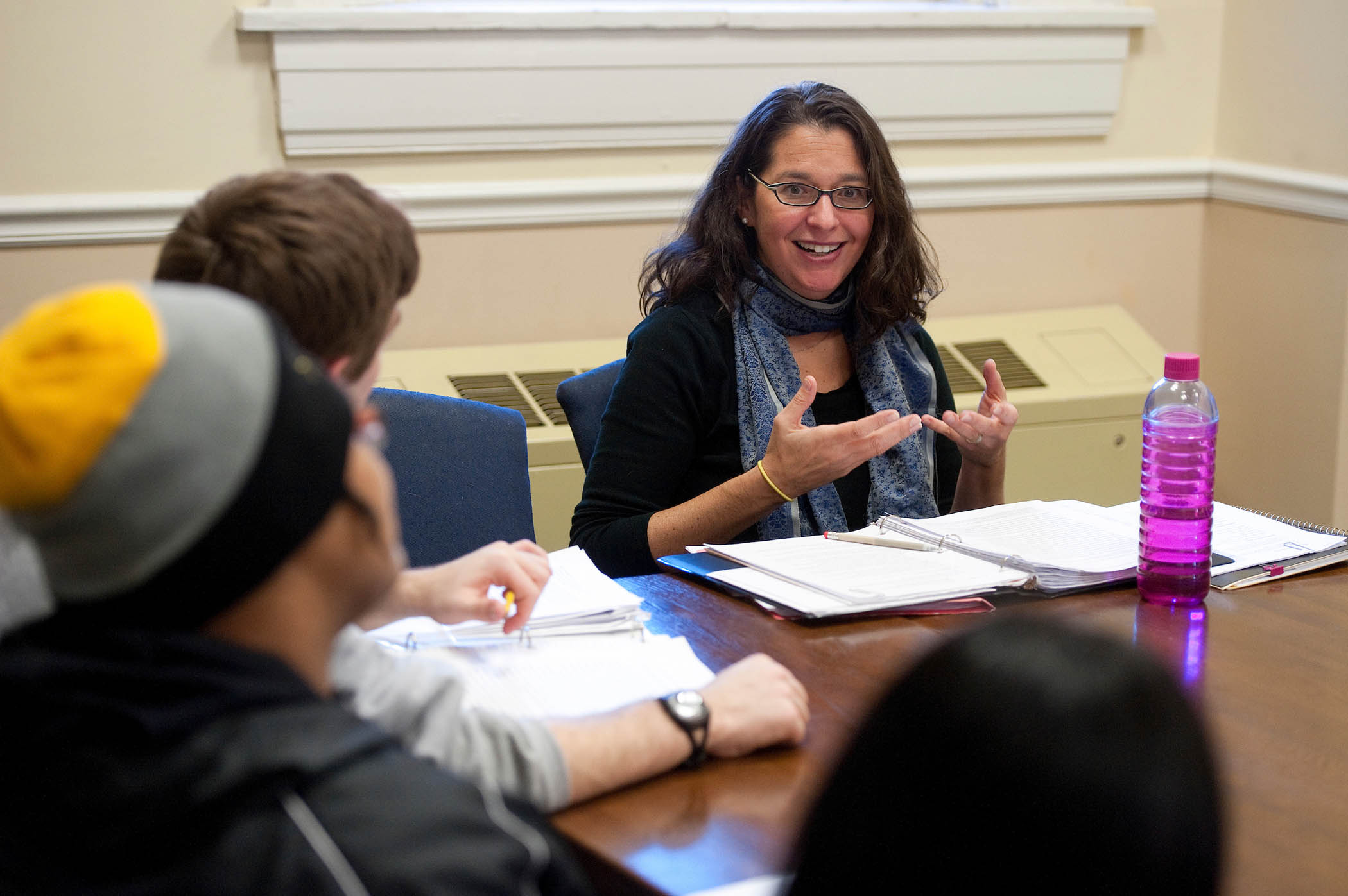 English professor Mara Amster leads a discussion group