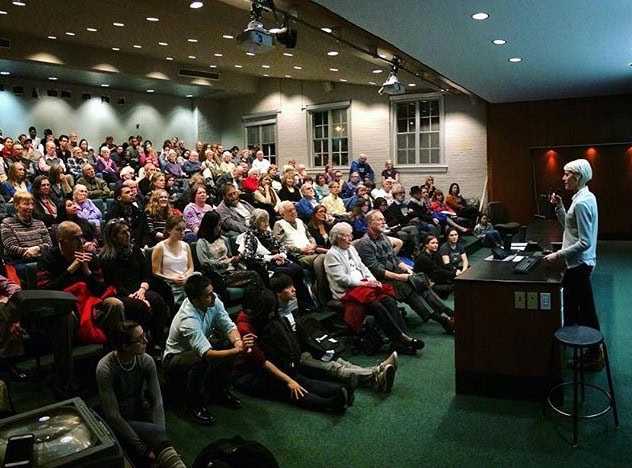 Filmmaker Mo Scarpelli speaks to a packed theater after a screening of her documentary, Frame By Frame, at #RandolphCollege. @framebyframedoc #BeAnOriginal