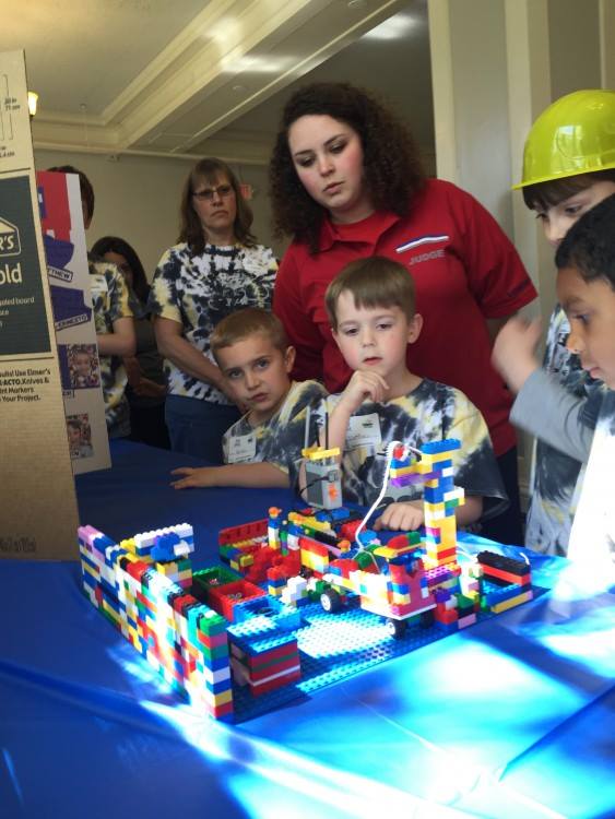 FIRST Lego Competition at Randolph College SciFest