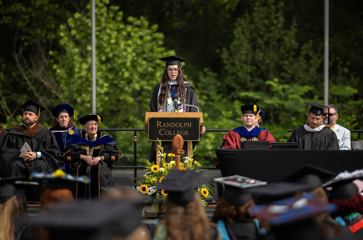 Student Government President Lexie Lama '25 speaks to her classmates during Commencement. 