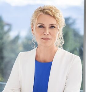 Portrait photo of Stacey Robbins Kennedy 