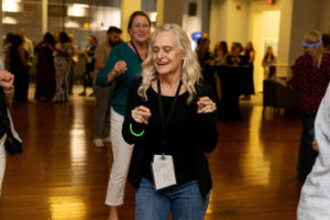 Alums hit the dance floor during Reunion's dance party