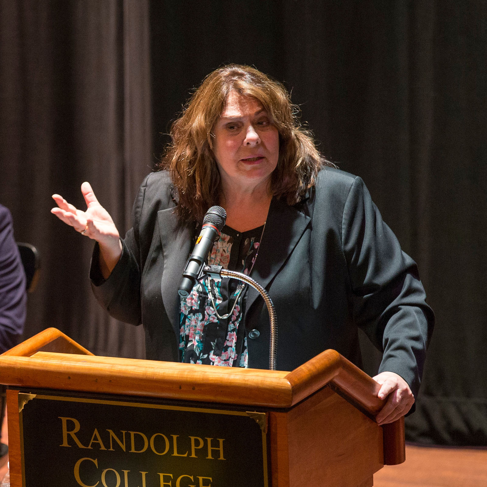 Alumna Candy Crowley, former Chief Political Correspondant at CNN, talks politics with the Randolph community in Smith Hall.