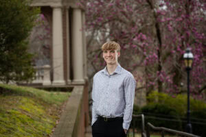 Josh Bowes ’23 pursues passion for global affairs with think tank internship, published paper